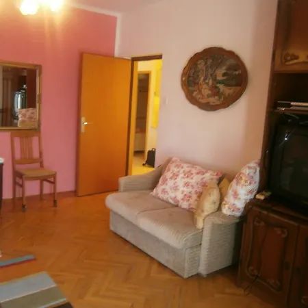 194 Ana Fažana